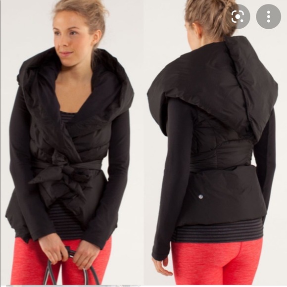 Lululemon Down To The Studio Jacket
Black / Reversible Slub Black Vintage Size 4 - Picture 2 of 16